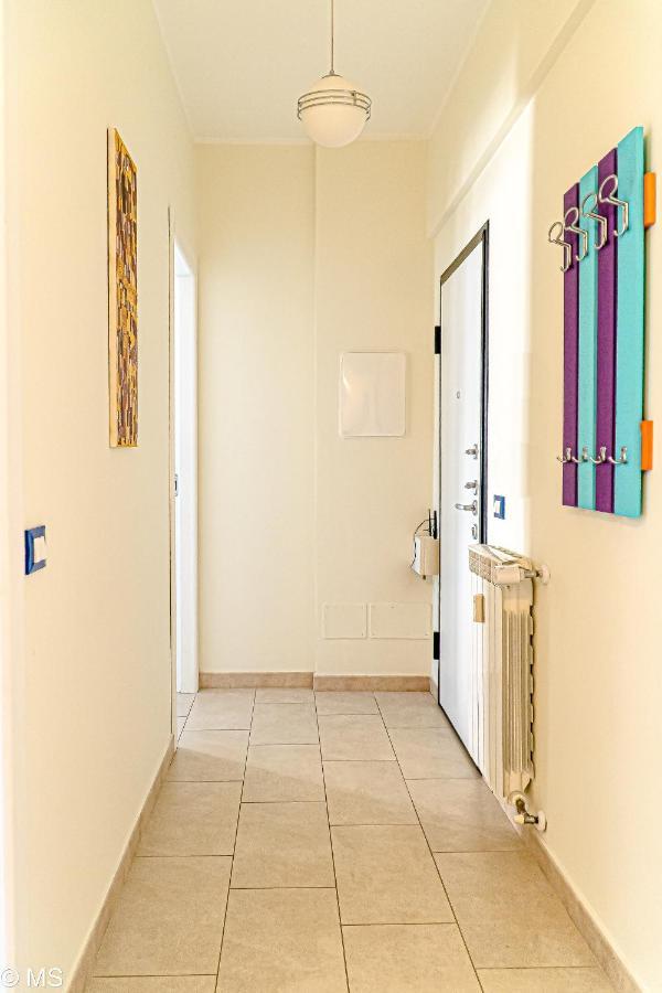 Pietra Home, Posto Auto, Ac ,Wifi, 150Mt Dal Mare Pietra Ligure Exterior photo